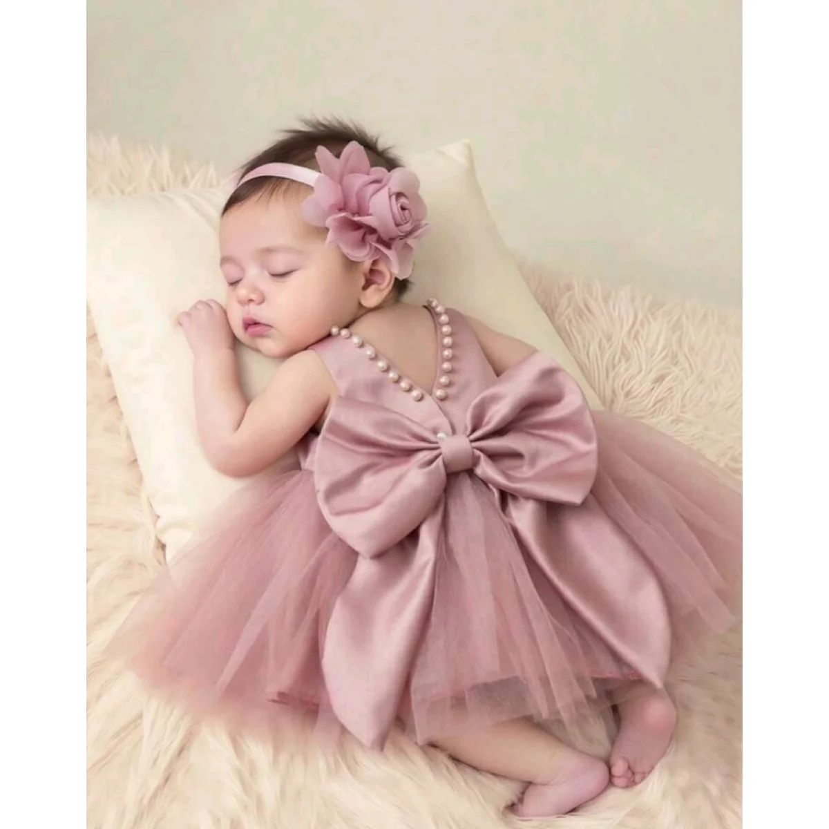 Newborn Baby Girl Photoshoot Outfit - 2-piece set pearl style dress with rose flower headband